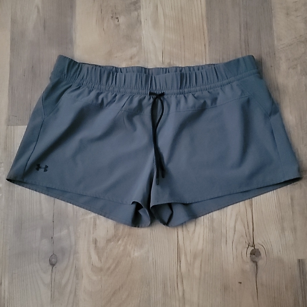 Women's Under Armour shorts size XLg Gray